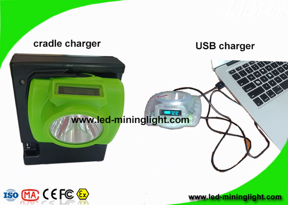 drahtlose Bergbaulichter 6.8Ah stoßfest mit OLED-Schirm USB-Ladegerät