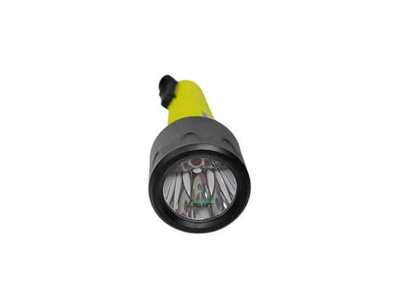 Wasserdichte IP68 Nylon Material LED-Taschenlampe Magnetische CREE LED-Taschenlampe 6.8Ah