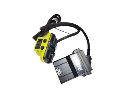4.07W 14Ah Kabel-LED-Bergbaulicht IP68 Wasserdicht 25000lux Stoßbeständiges Bergbaukappenlampe mit OLED-Bildschirm für Kohle-Gold-Gesteinbergwerk