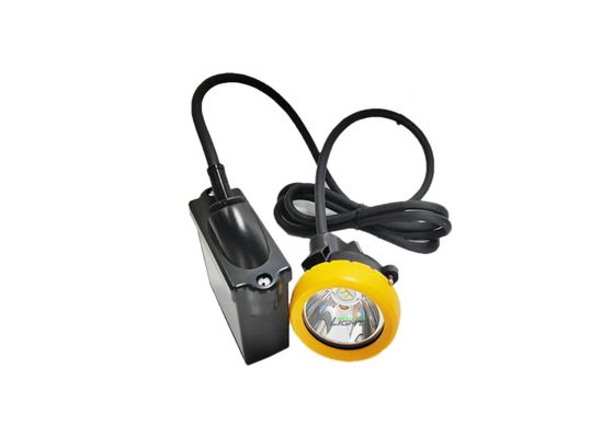 10000 Lux 18 Stunden Leuchtdauer LED-Bergbaulampe Sicherheits-Kopfkappe 7,8 Ah IP68 Bergbauhelm-Lampe