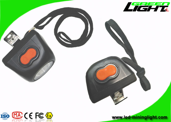 Integrierte drahtlose Bergbaulichter CREE LED 5.7Ah 8000lux Digital Schirm-Sturzhelm-Lampe