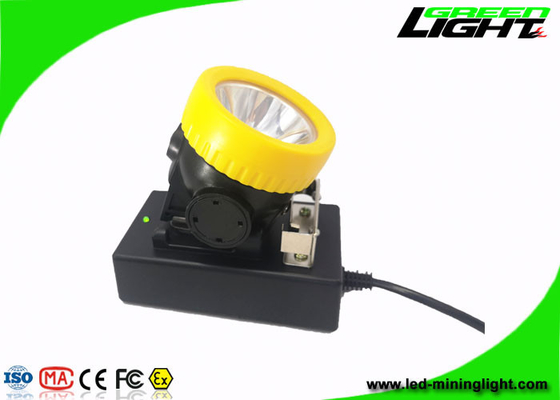 0.74W 5000 Lux Portable Cordless Mining Cap Lampe wieder aufladbare LED Hut-Lichter PTC